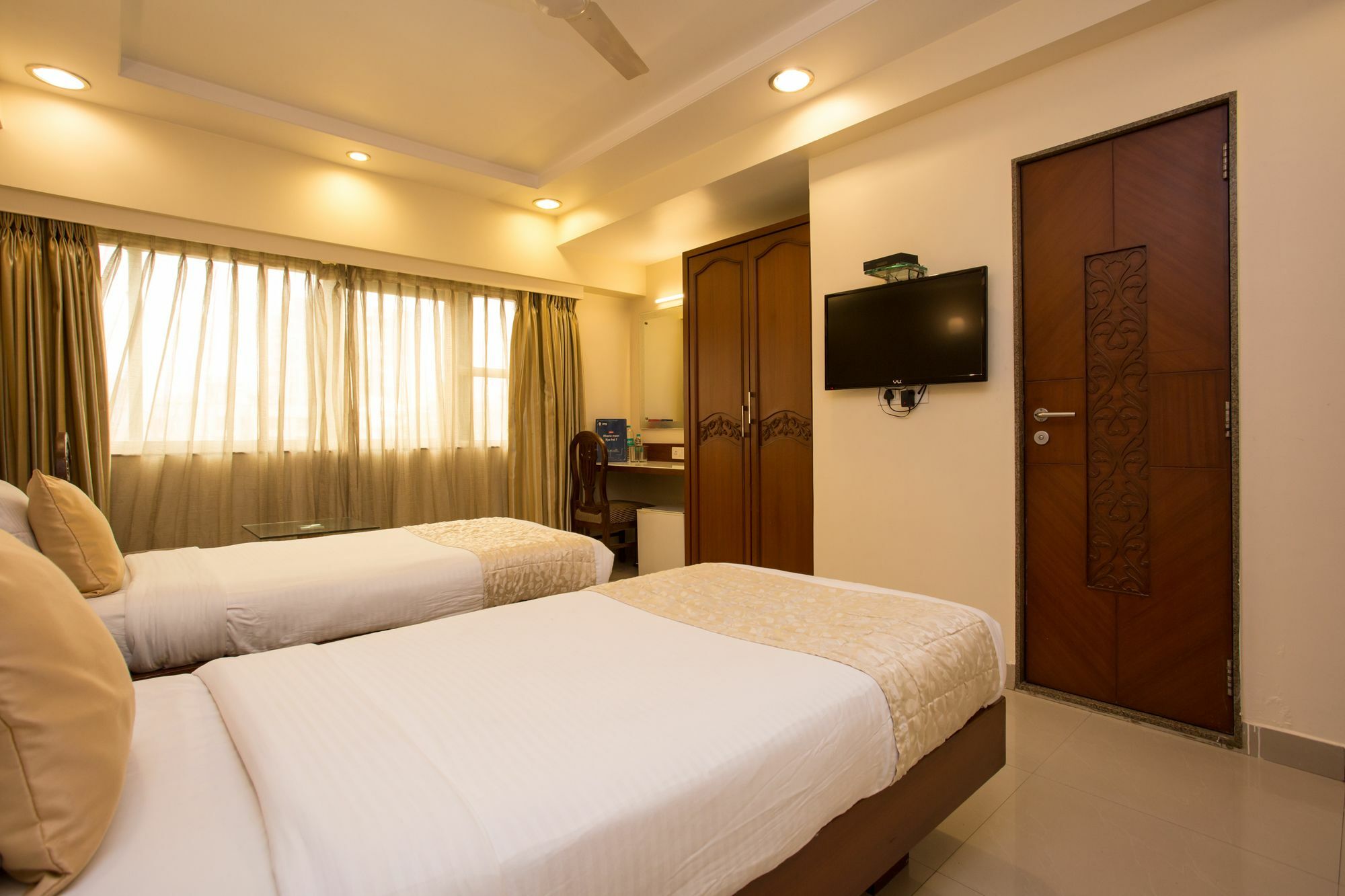 Oyo 10007 Hotel Grace Residency مومباي المظهر الخارجي الصورة